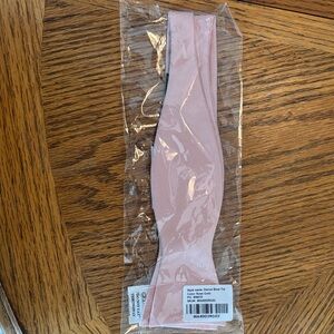 Elegant Pink Bow Tie for Women